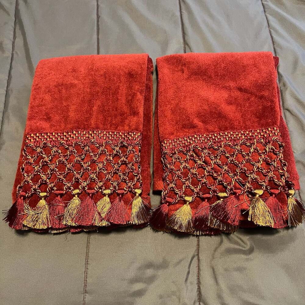 Avanti Look Twisted Red & Gold Rope Decorative SET of 2 Bath Towels Luxe USA Mad